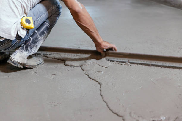 Best Concrete Pool Decks in Rshfield Hills, MA